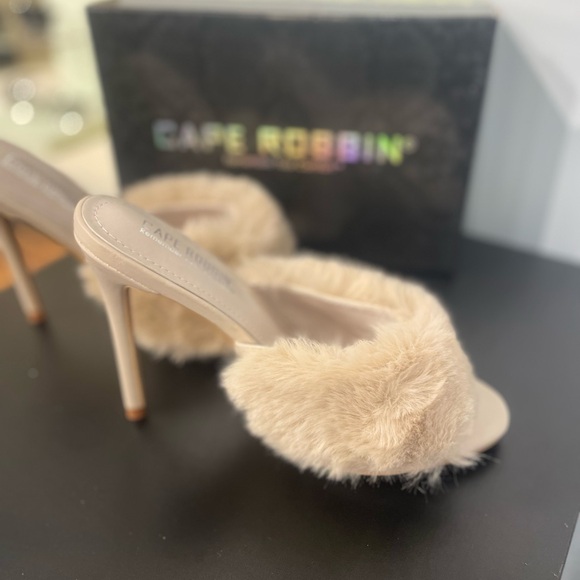 Adorable faux fur heels, never worn! - Picture 2 of 5